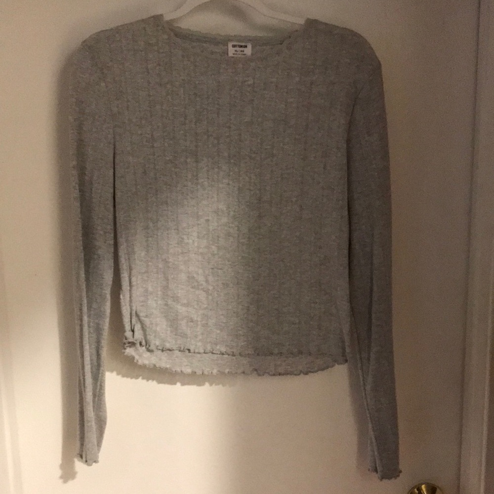Long sleeve crop top